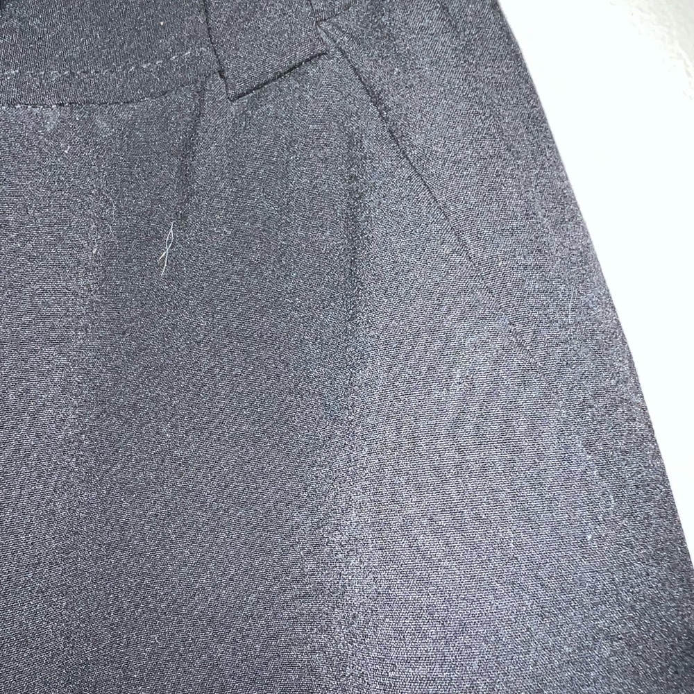 Ann Taylor Loft Black Bermuda Shorts Size: 2P MSRP: $89 - Picture 4 of 7